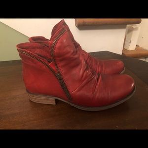 Mix Mooz Luna Boots - Red - worn once
